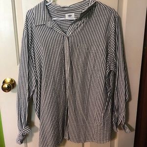 NWOT Old Navy Stripped Button Up
